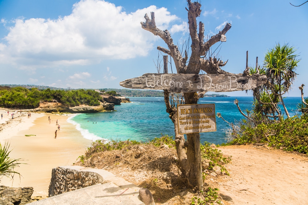 Dream Beach- Nusa Lembongan-Hayyaahere.com