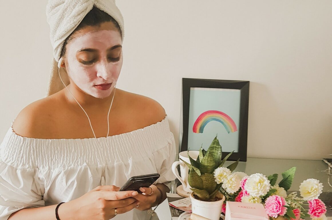 PROLIXR -DETOXIFYING SEA ALGAE CLAY MASK- Hayyaahere.com